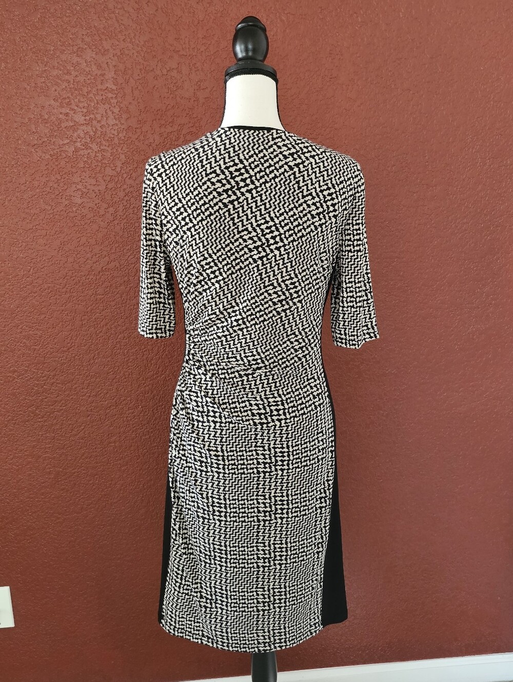 Ralph Lauren Black and White Printed Sheath Dress - Picture 5 of 7